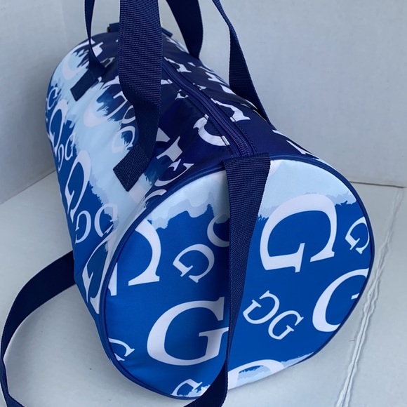 New GUESS Logo Duffle Bag - Picture 3 of 5